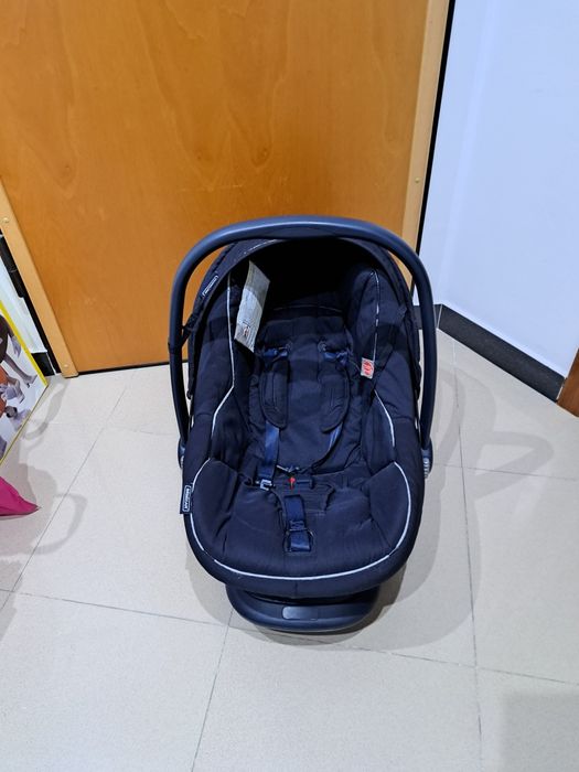 Ovinho bebé recém-nascido