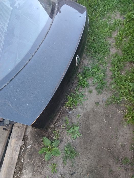 skoda octavia II klapa bagaznika hb  czarna 9910