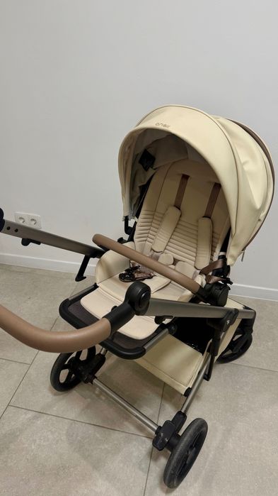 Продам коляску Anex Eli , модель 2025 року