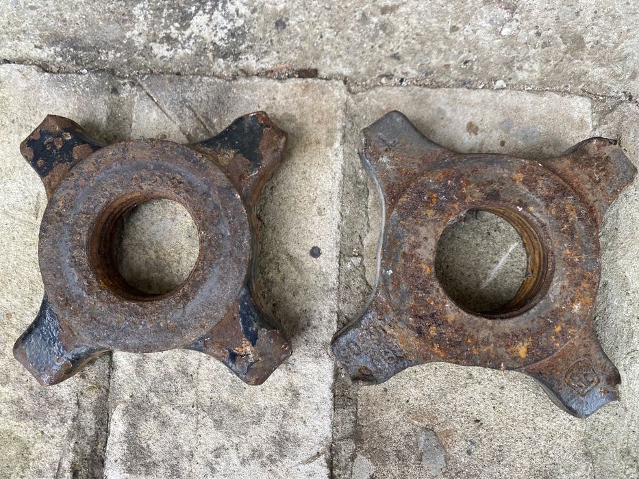 Гайка контейнерного замка