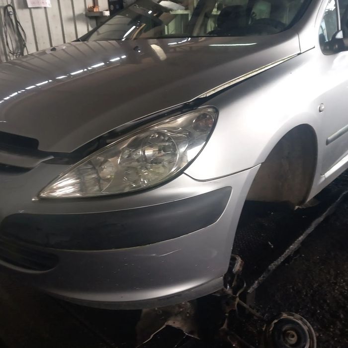 Frente completa Peugeot 307