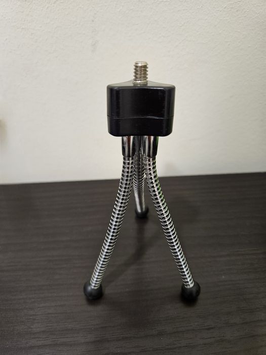 Mini Tripod 13 cm64738500974595120
