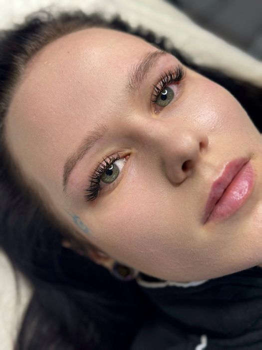 Нарощення вій у самому серці Павлограда!