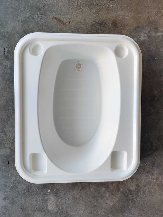 Berço e banheira para bébé