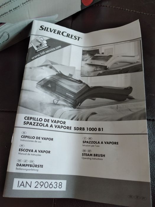 Escova de engomar a vapor nova