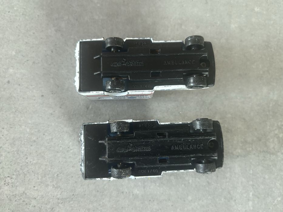 Resoraki Majorette 2X Ambulance Ambulans