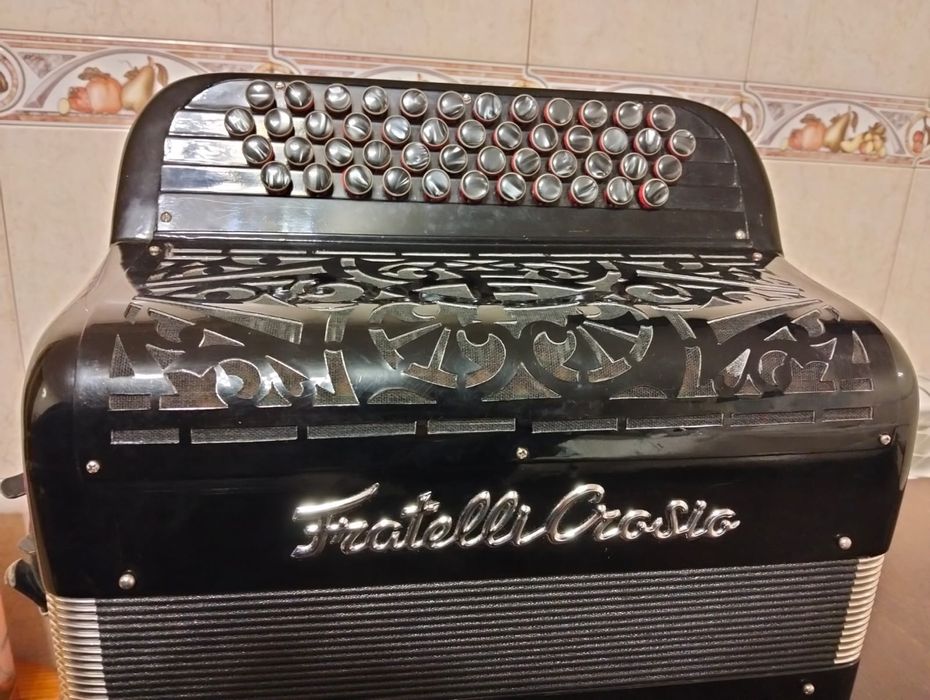 Acordeon fretelli corso