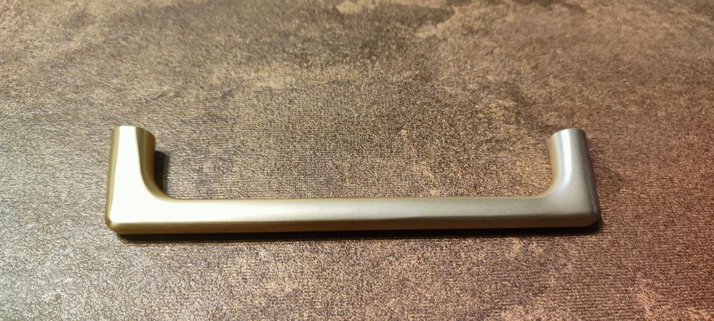 Uchwyt meblowy solidny metalowy 4 szt 128 mm