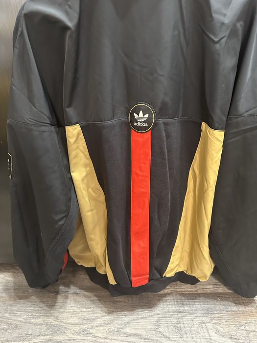 Костюм Adidas сучасний в стилі ретро S-M ОРИГІНАЛ