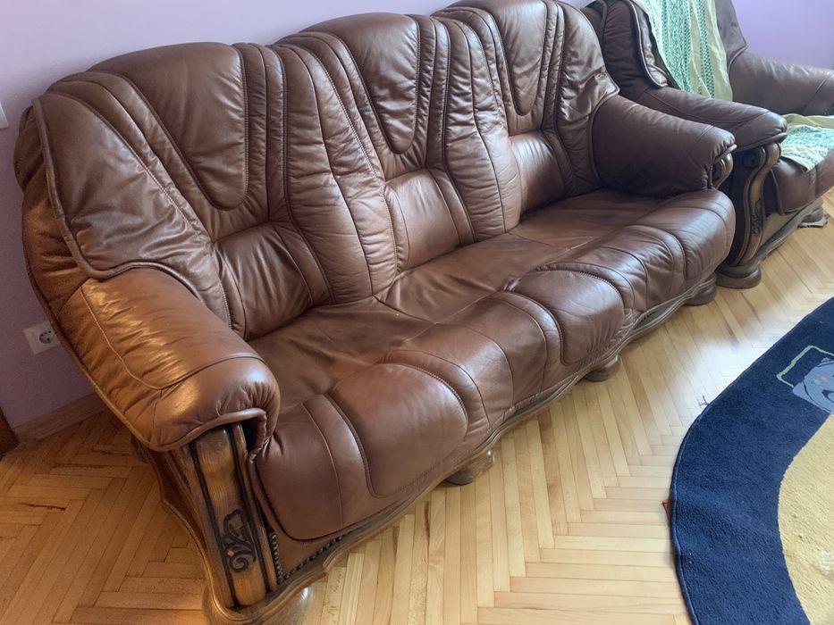 Шкіряний диван і крісло