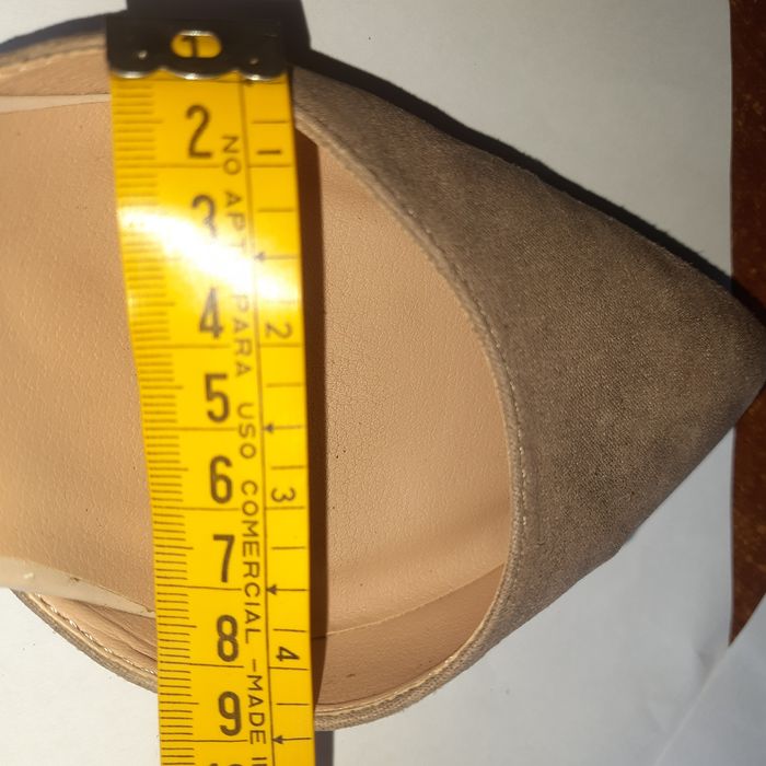 Босоніжки 39 розмір