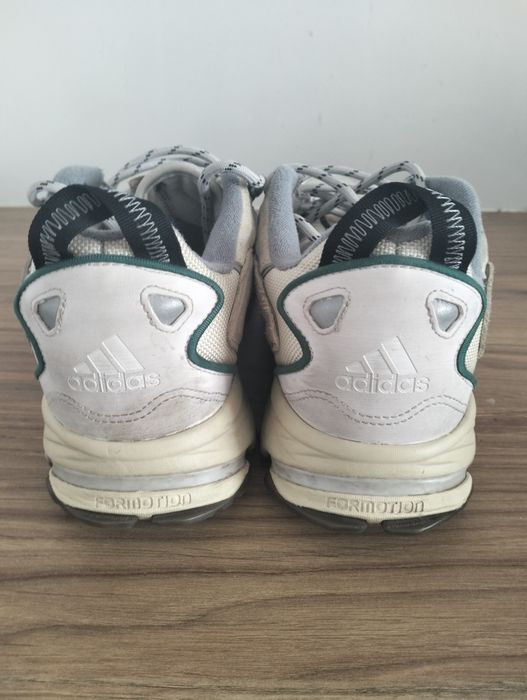 Adidas Superturf Adventure buty sportowe roz 42 2/3