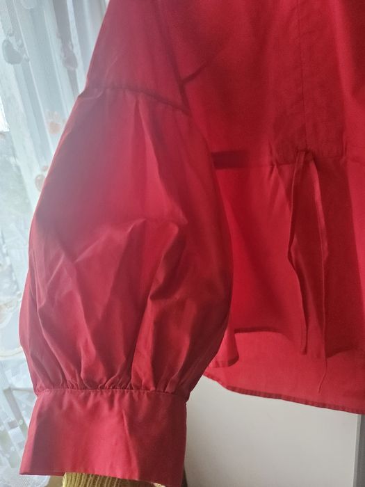 Nowa koszula r.M bufiaste rękawy elegancka dekolt V