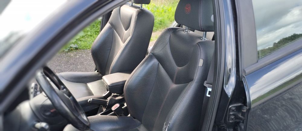 Alfa Romeo 147 1.9 JTD 16V M-Jet DPF Q2