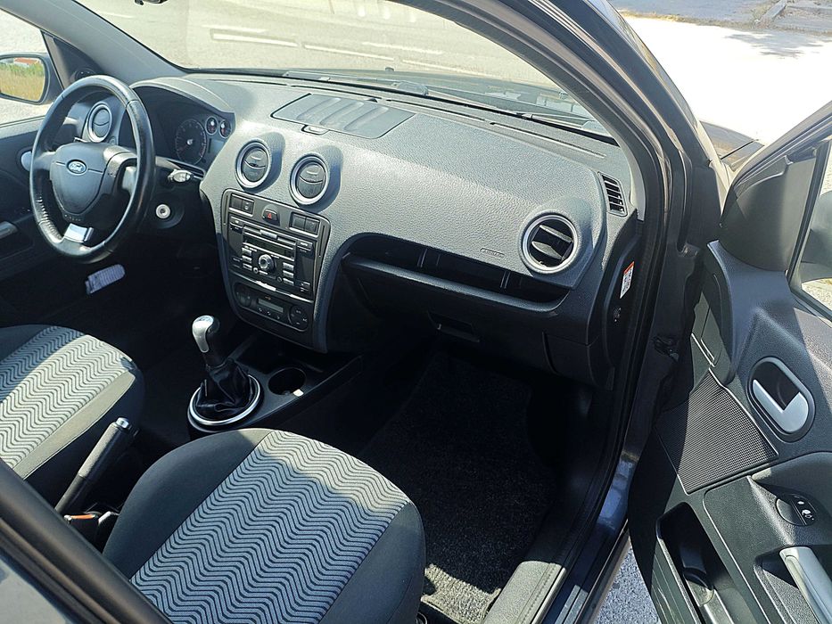 Ford Fusion 1.2 - A/C - 2008