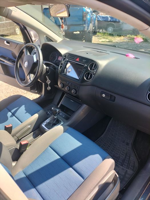 Volkswagen golf plus