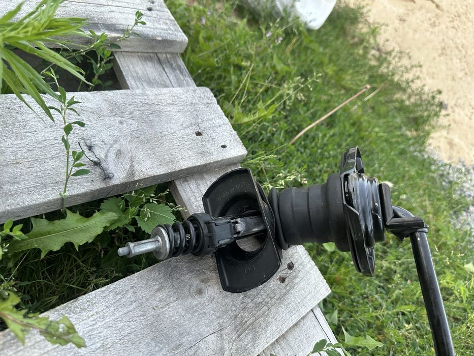 Кріплення запасного колеса lexus rx 2015-2022рік,6406000