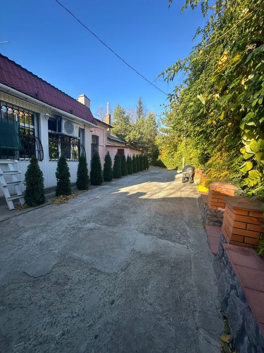 (SALE) -Продаж 6-ти кімн. квартири та ділянки  поряд з вул.Туристів