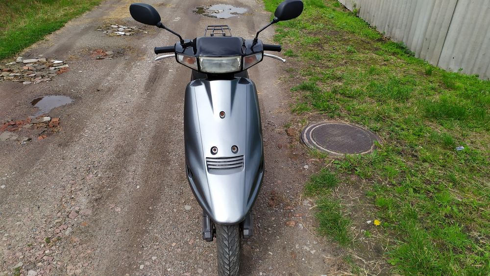 Suzuki Address V100