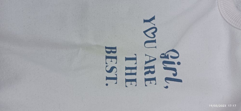 Sweatshirt com frase