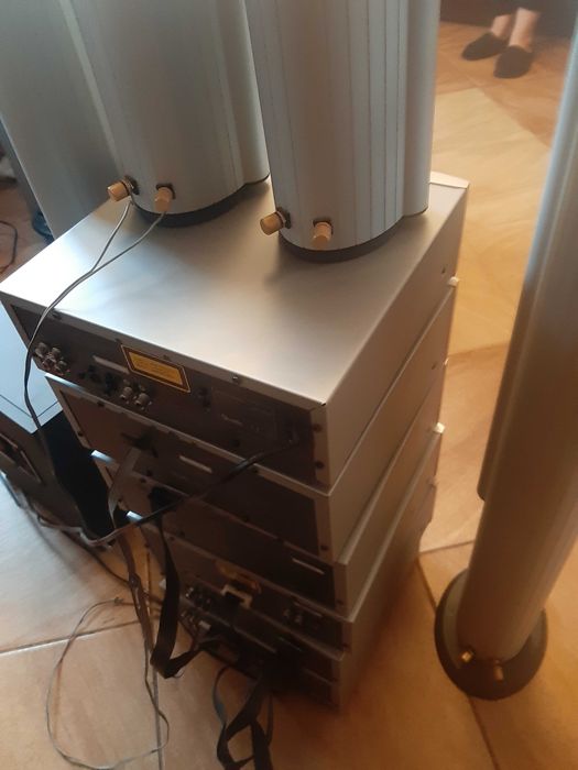 Wieża segmentowa UNIVERSUM