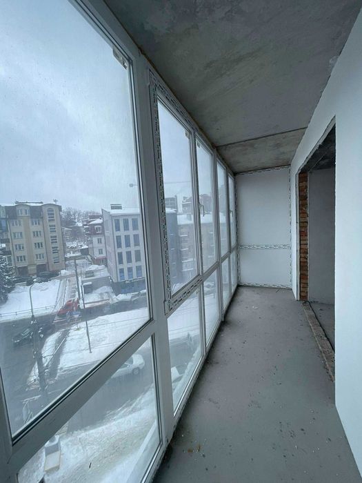 Продаж 1 км квартири на Крушельницькій в центрі у новому будинку