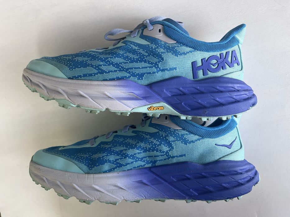 Кросівки жіночі Hoka Speedgoat 5, 38-38,5 розмір 24-24,5 по стельці