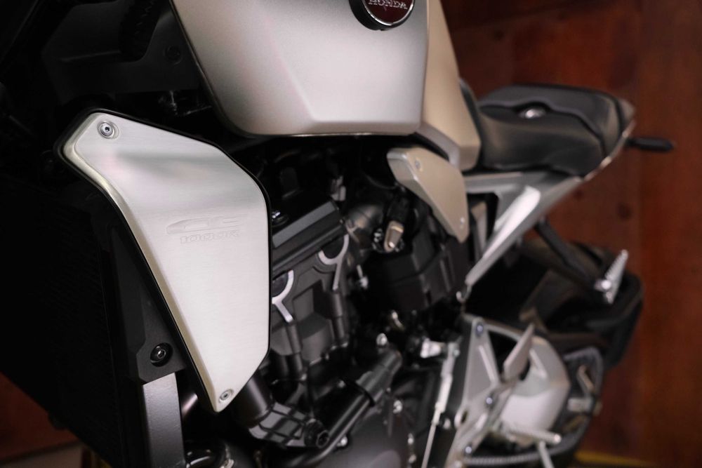 Honda CB1000R із Японії