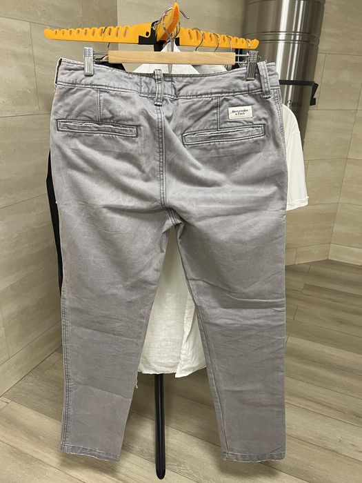 Abercrombie & Fitch штани