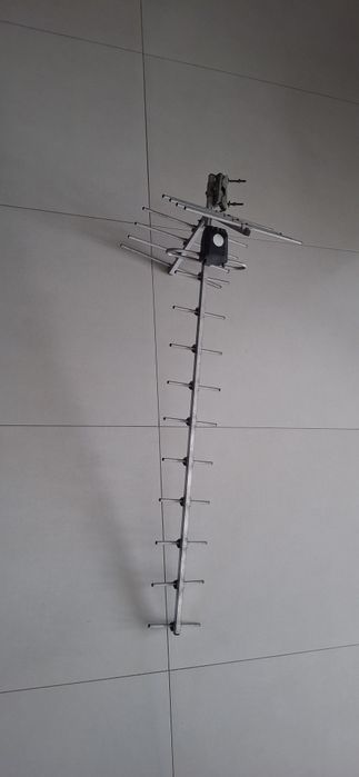 Antena kierunkowa DIPOL Yagi UHF DVB-T – sprawna