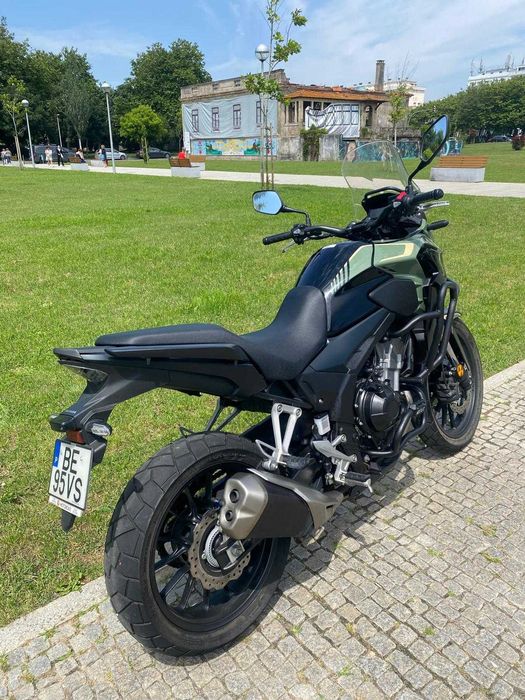 Mota CB500X, apenas 3650 km, carta A2, 500cc, vendo porque esposa só me deixa ter 1 mota!! e tenho outra mota 800cc.