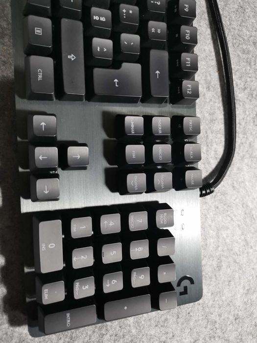 Logitech G415 Carbon