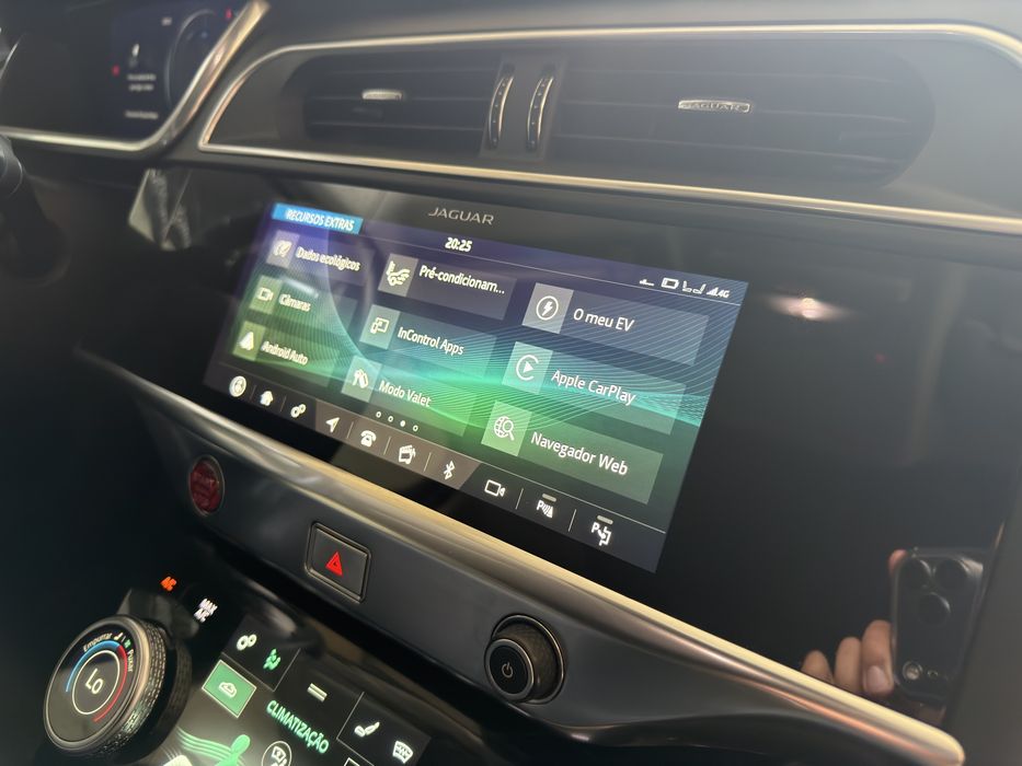 Jaguar I-Pace SE EV400 AWD - Desde 360€ Mês