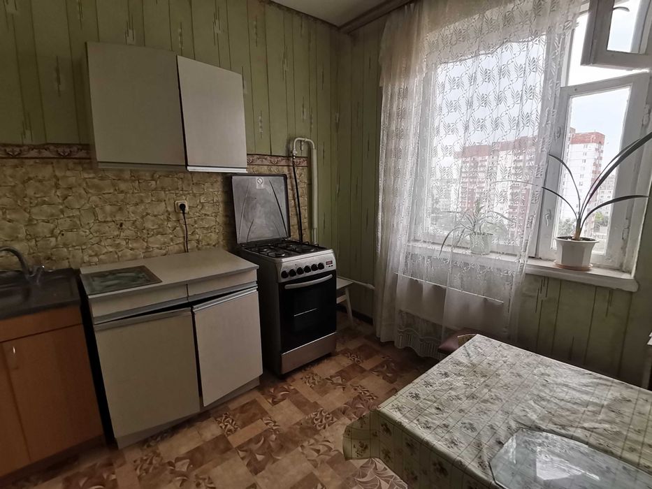 Продаж 2к квартири вул Лушпи