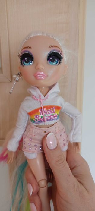 Lalka Reinbow z nowej kolekcji