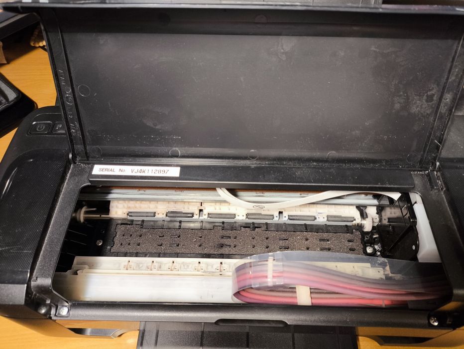 Продам epson L 132 на запчасти