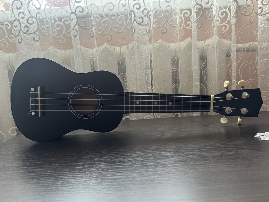 Укулеле сопрано чорне