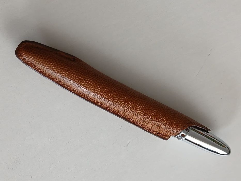 Caneta de tinta permanente da Hachette