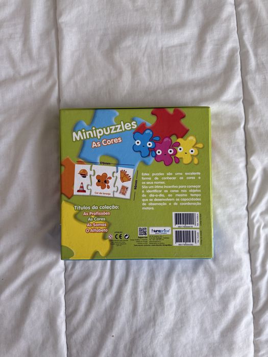 Mini Puzzles As Cores