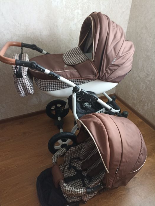 Дитяча універсальна коляска 2 в 1