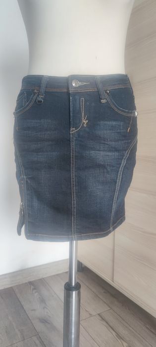 Jeansowa spódnica mini