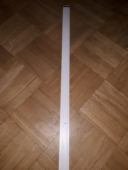 Karnisz 199cm przystosowany do plastikowych żabek. stan bdb.