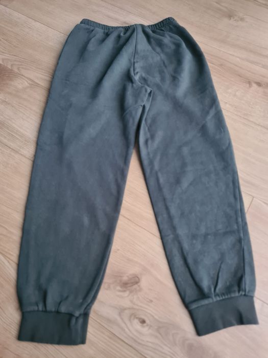 Spodnie firmy 4f roz 146