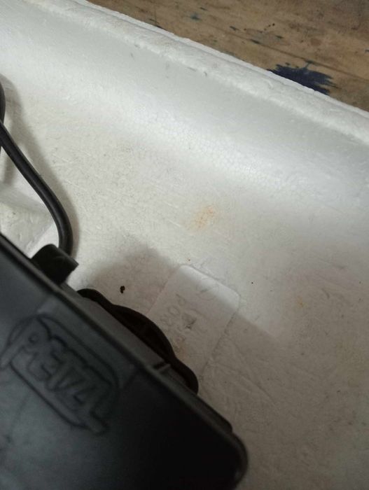 Lanterna Petzl espeleologia, pesca atividades ao ar livre