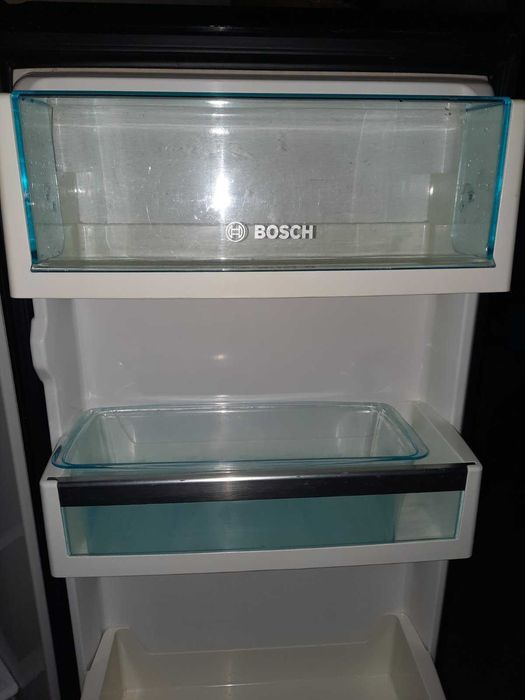 Продам недорого Холодильник з морозильною камерою Bosch Side by Side