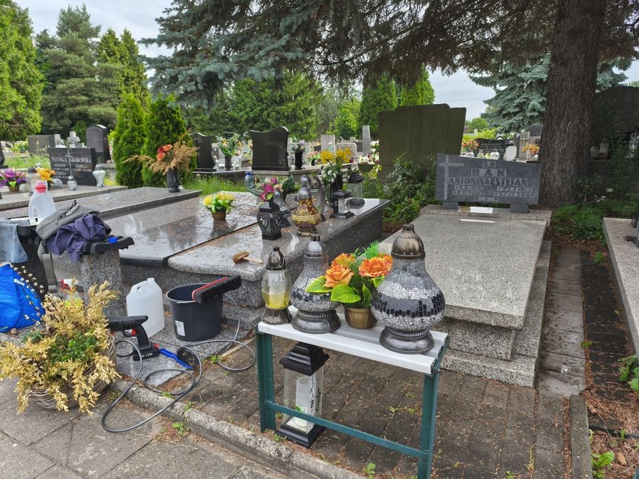 Czyszczenie opieka nagrobków