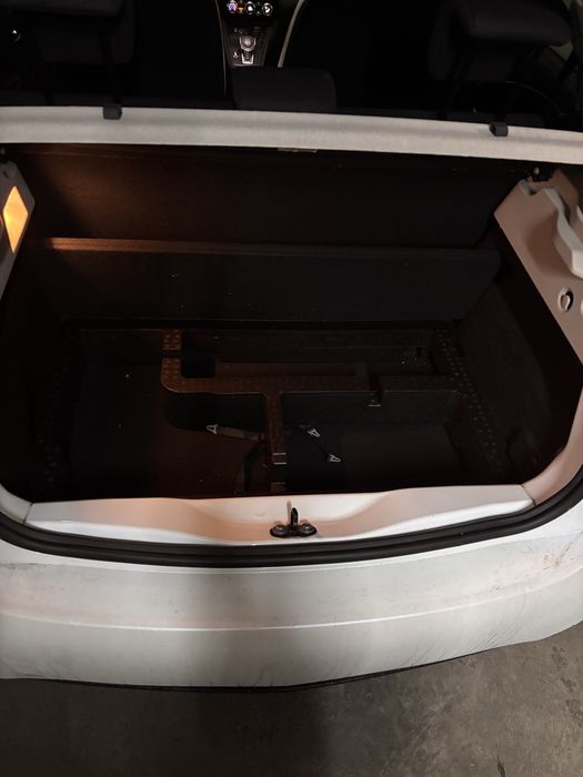 Caixa de arrumaçao para renault zoe