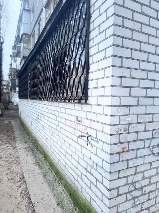 Балкон на всю квартиру.