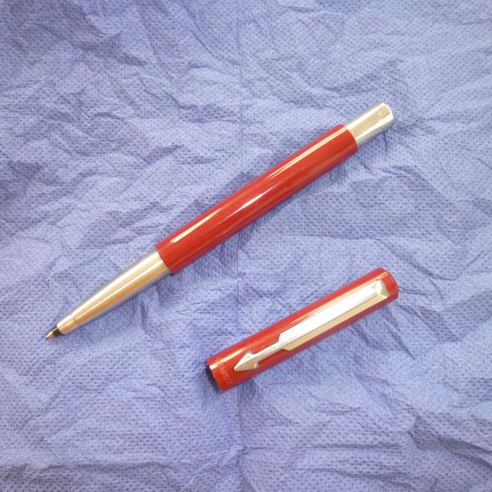 PARKER Caneta esferográfica e Ball Pentel, como novas!