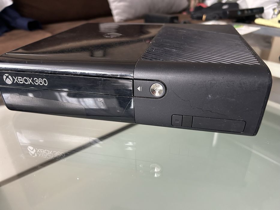 Konsola Microsoft Xbox 360 Slim E 500GB Sensor Kinect Gry LEGO Forza !